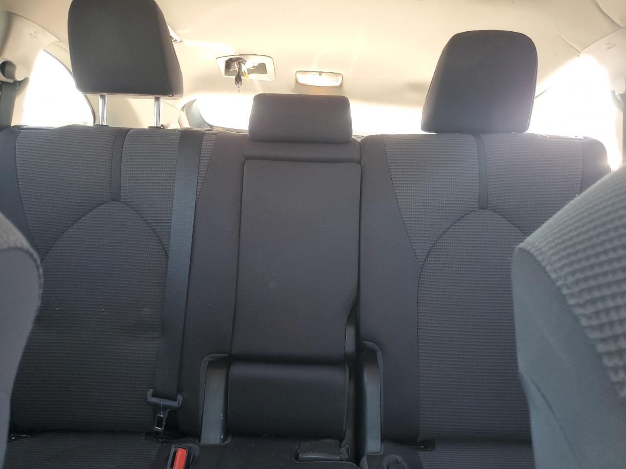2022 Toyota Highlander L VIN: 5TDBZRBH3NS562145 Lot: 63626085