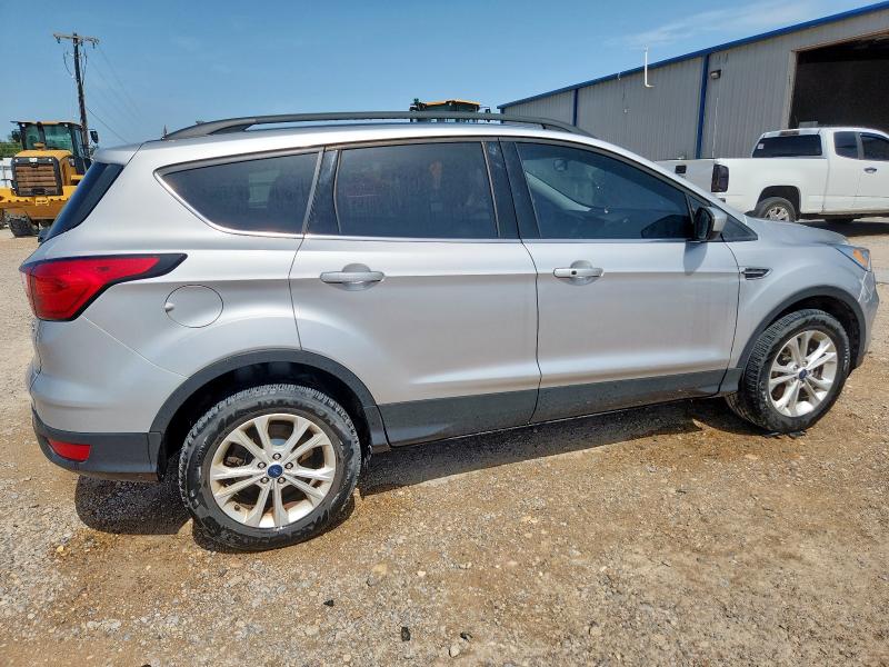  FORD ESCAPE 2019 Srebrny
