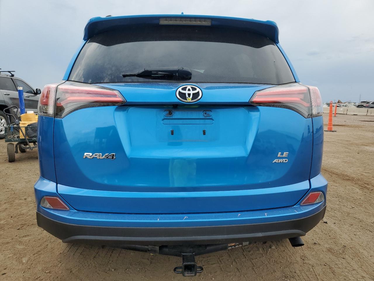 2017 Toyota Rav4 Le VIN: 2T3BFREV2HW598664 Lot: 67119125