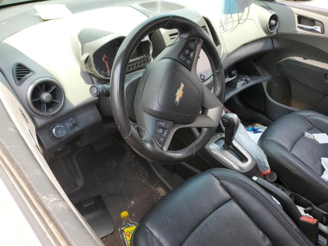 CHEVROLET SONIC 2015 Srebrny