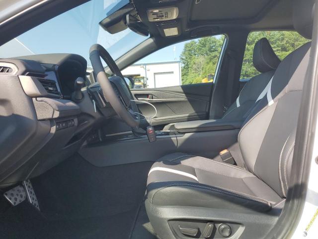  TOYOTA CAMRY 2025 Белы