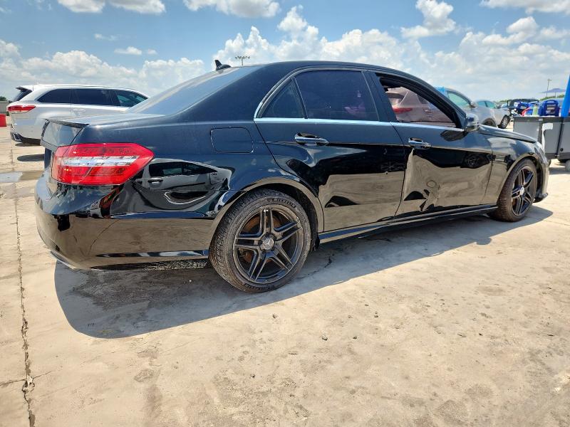  MERCEDES-BENZ E-CLASS 2013 Czarny