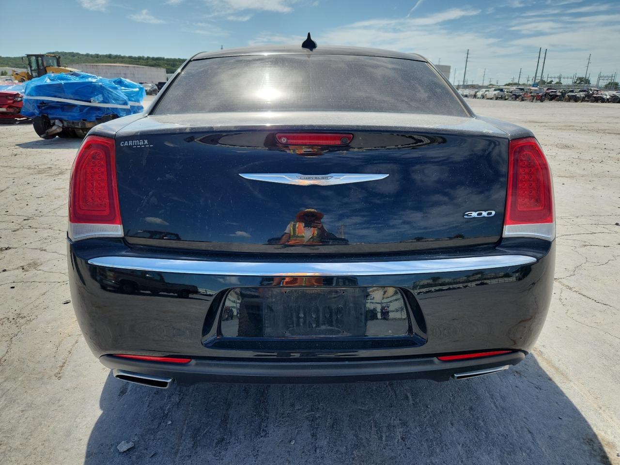 2015 Chrysler 300 Limited VIN: 2C3CCAAG3FH755089 Lot: 66545485