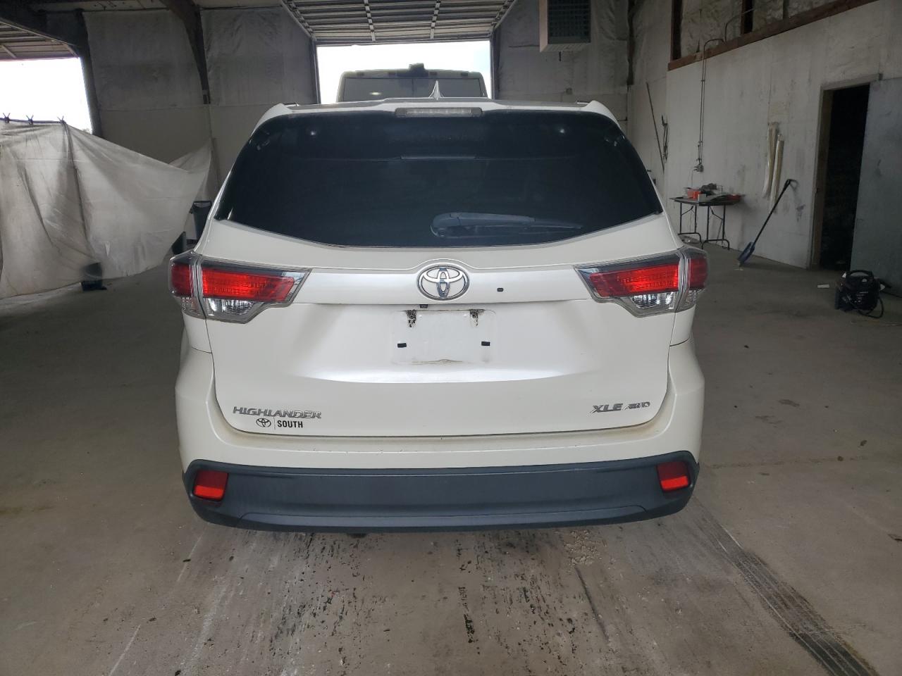 2016 Toyota Highlander Xle VIN: 5TDJKRFH9GS287930 Lot: 65035585