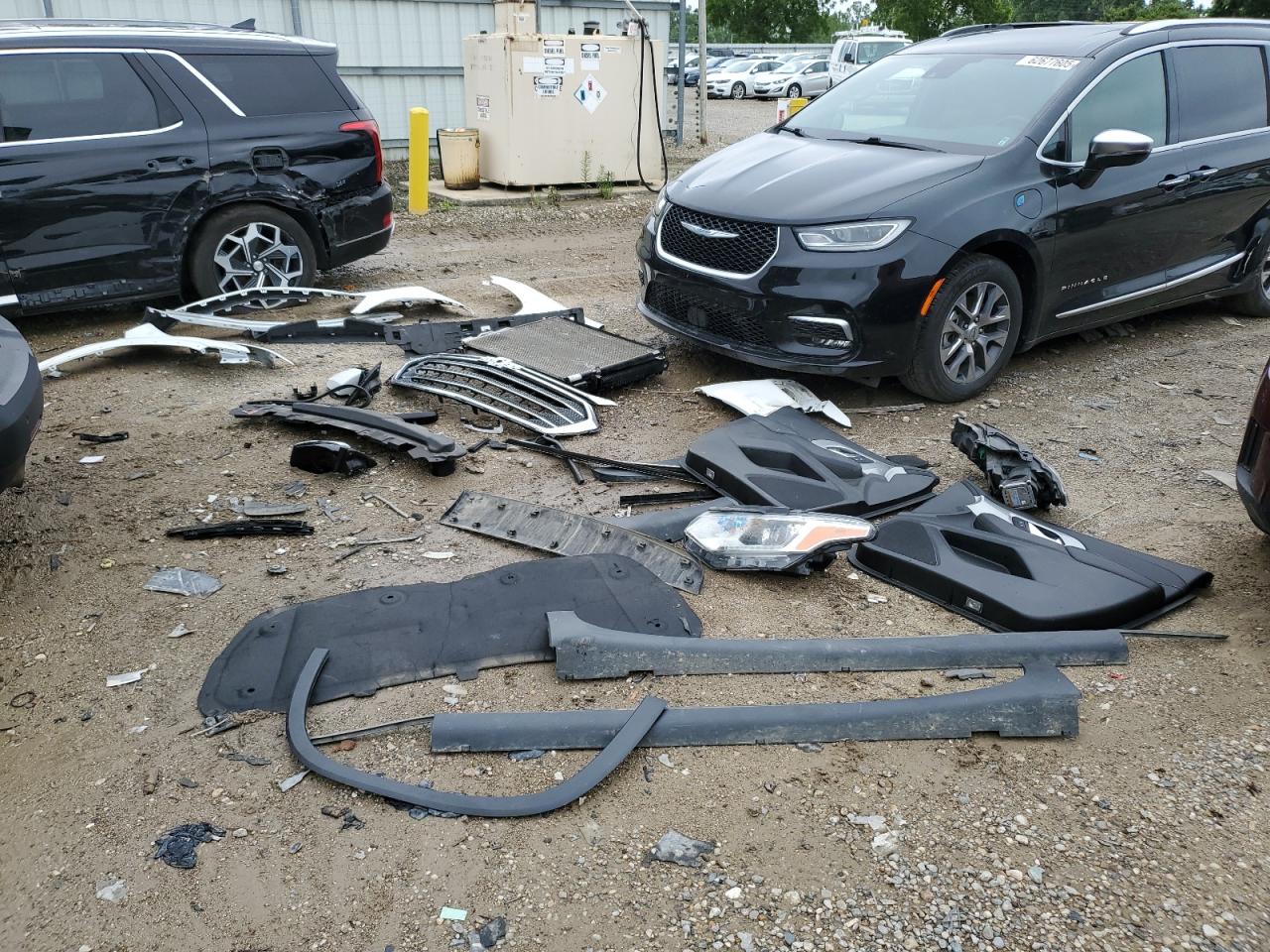 2020 Chevrolet Traverse Lt VIN: 1GNEVGKW8LJ325230 Lot: 62815105