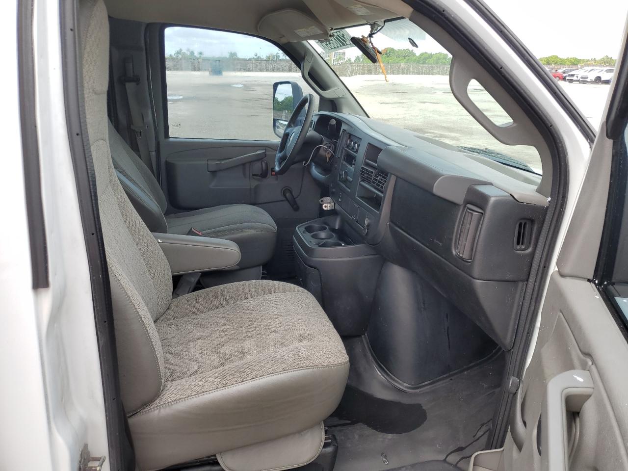 2017 Chevrolet Express G3500 VIN: 1GB3GSCG4H1109889 Lot: 62718835
