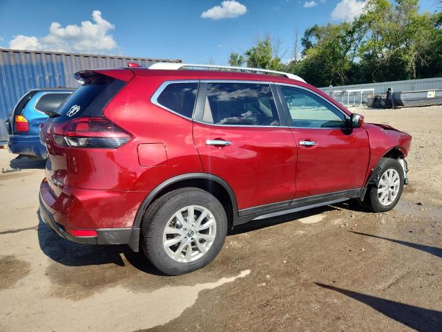  NISSAN ROGUE 2018 Czerwony