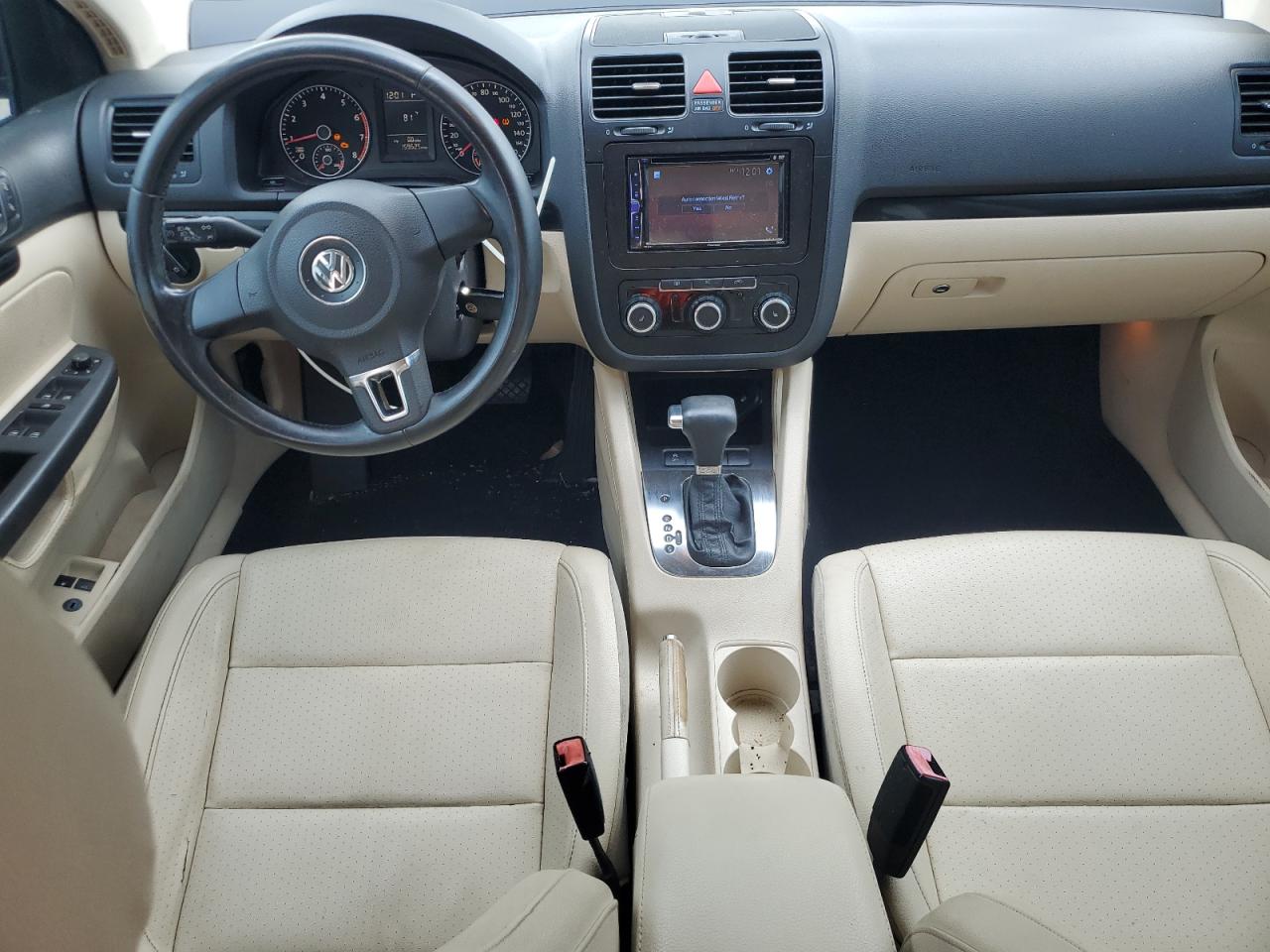2010 Volkswagen Jetta Wolfsburg VIN: 3VWRJ7AJ2AM040693 Lot: 63248825