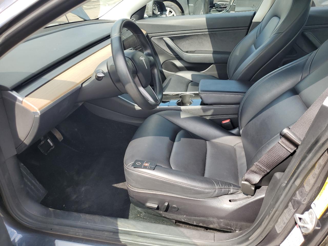 2018 Tesla Model 3 VIN: 5YJ3E1EA3JF163041 Lot: 63430585