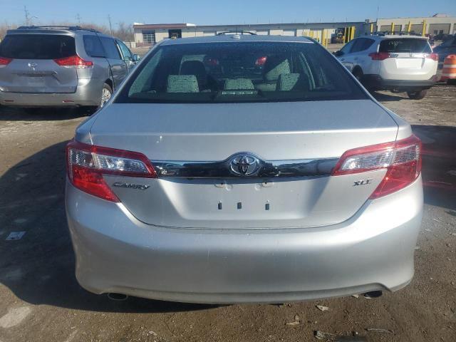 TOYOTA CAMRY 2012 Серебристый