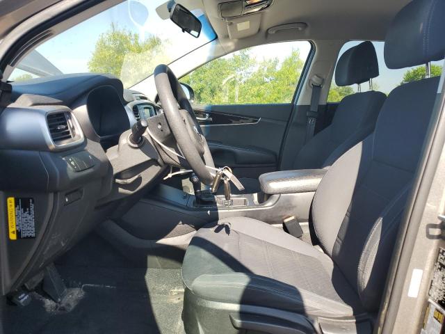  KIA SORENTO 2017 Серебристый