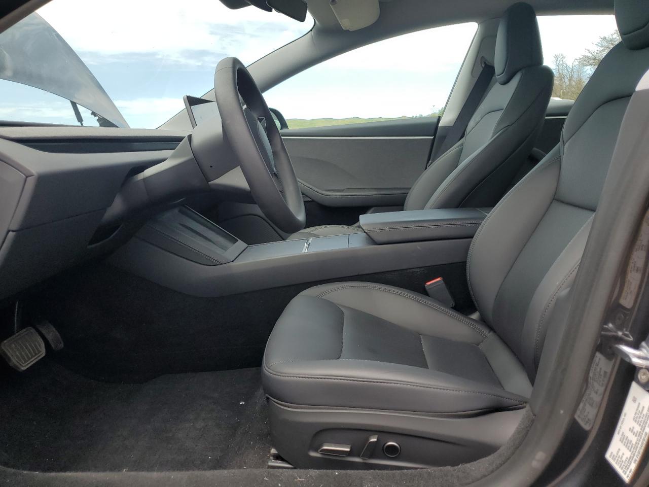 2025 Tesla Model 3 VIN: 5YJ3E1EA0SF981490 Lot: 64270085