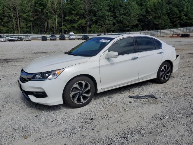 Sedans HONDA ACCORD 2016 Biały
