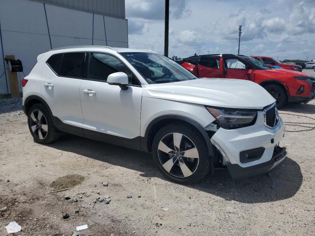  VOLVO XC40 2021 Biały