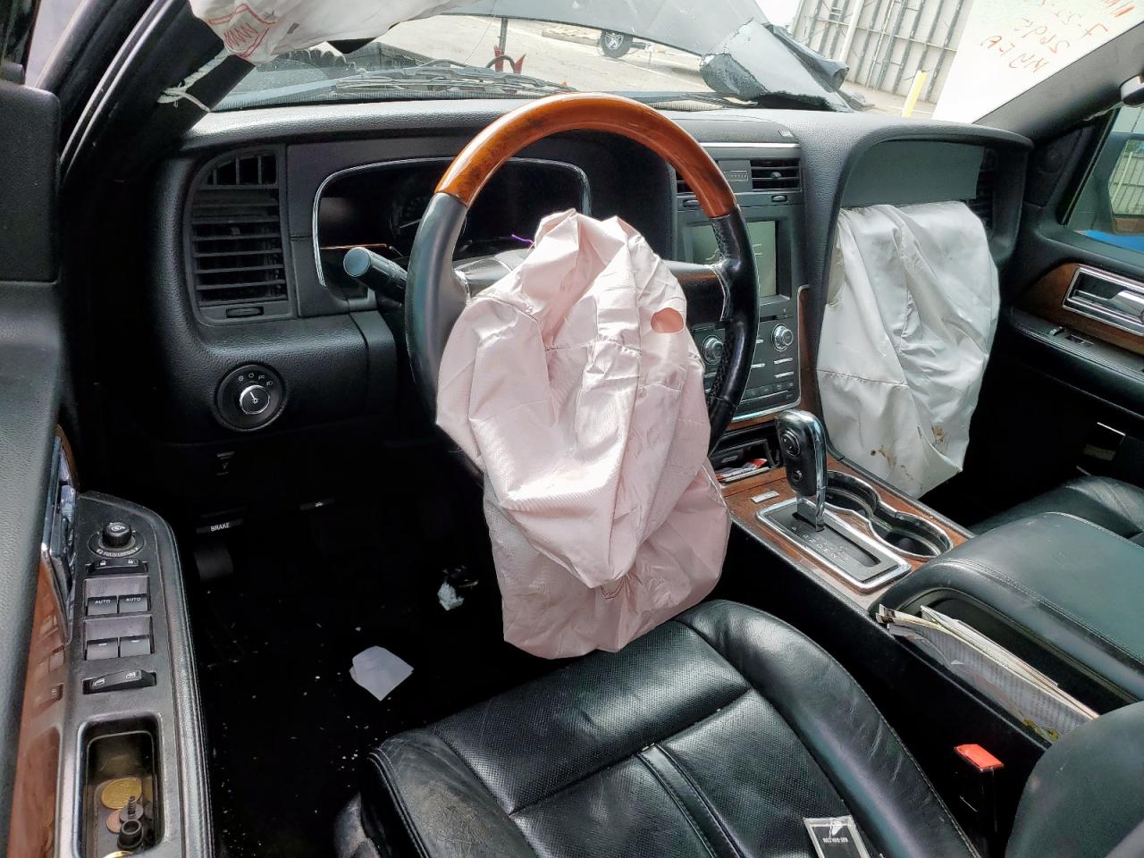 2015 Lincoln Navigator L VIN: 5LMJJ3HT2FEJ02695 Lot: 93620915