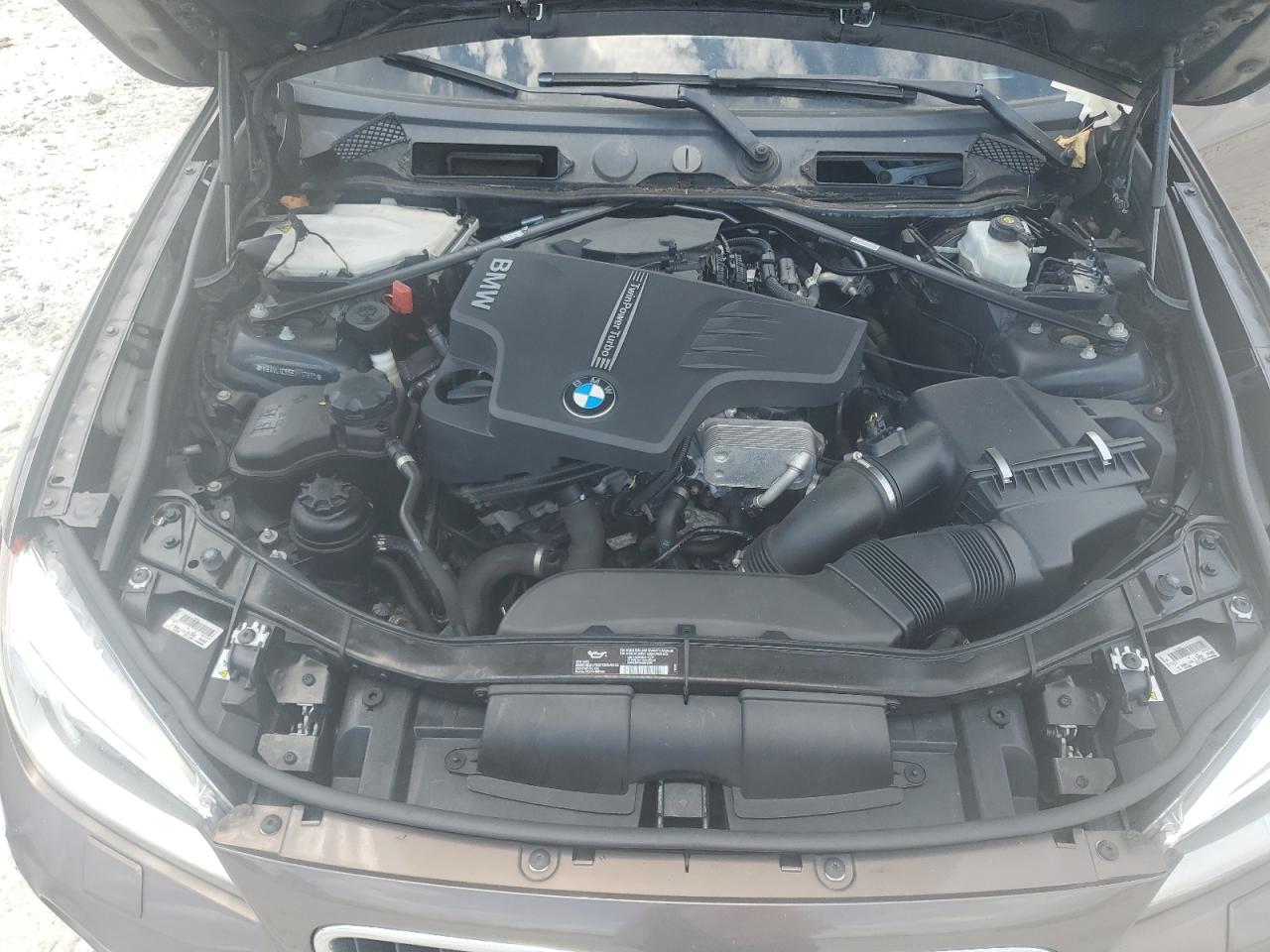 2014 BMW X1 xDrive28I VIN: WBAVL1C55EVY17935 Lot: 63114185