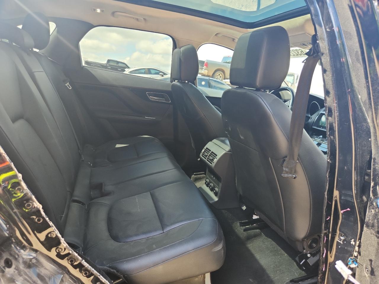 2020 Jaguar F-Pace Premium VIN: SADCJ2FX8LA629325 Lot: 63228455