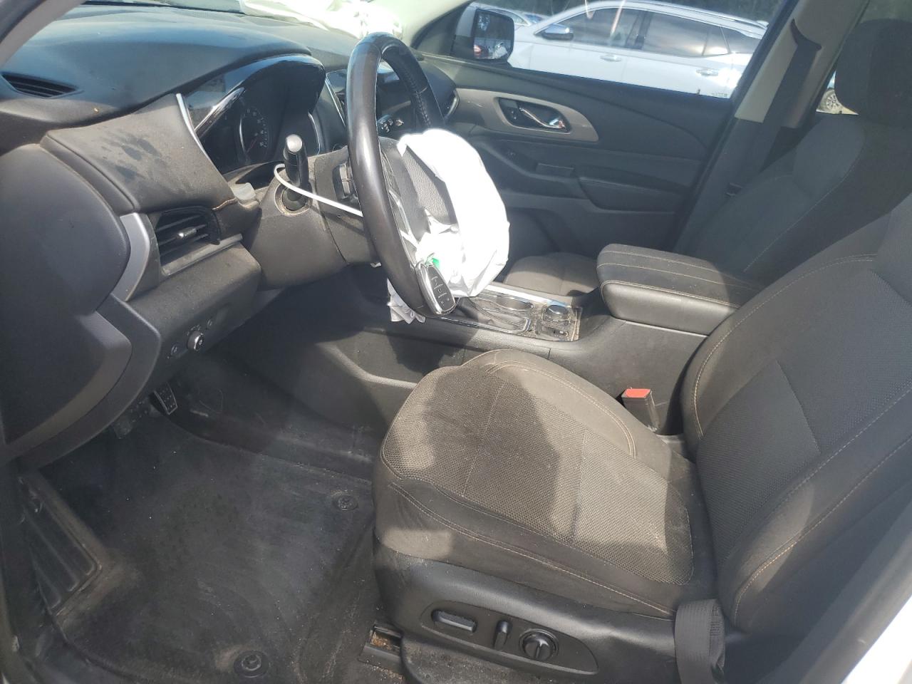 2019 Chevrolet Traverse Lt VIN: 1GNERGKWXKJ135531 Lot: 64363655