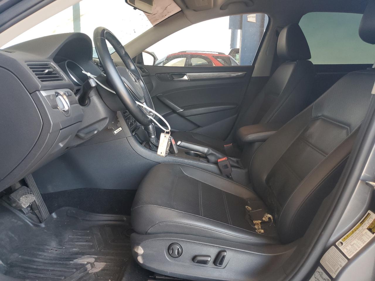 2018 Volkswagen Passat Se VIN: 1VWBA7A35JC013864 Lot: 64502735