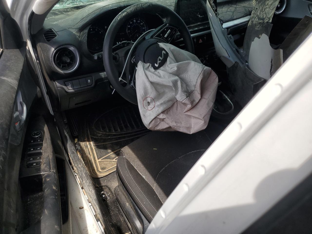 2024 Kia Forte Lx VIN: 3KPF24AD7RE743627 Lot: 65216205