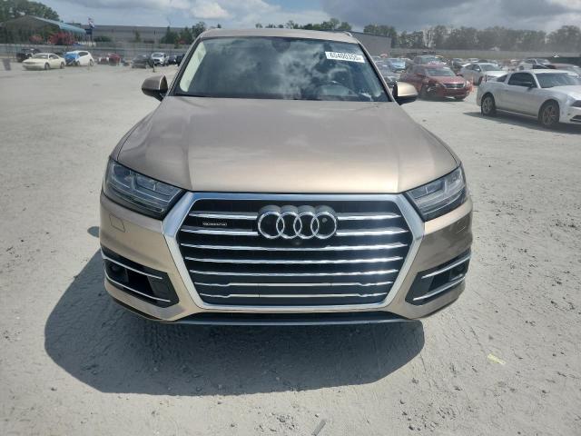  AUDI Q7 2018 tan