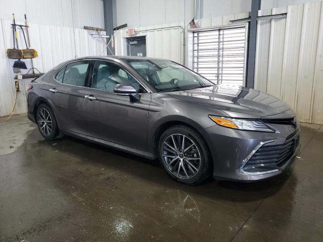  TOYOTA CAMRY 2022 Gray