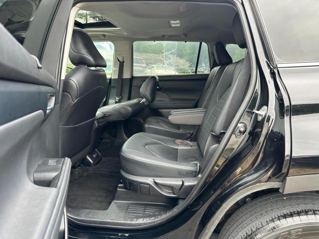  TOYOTA HIGHLANDER 2023 Черный