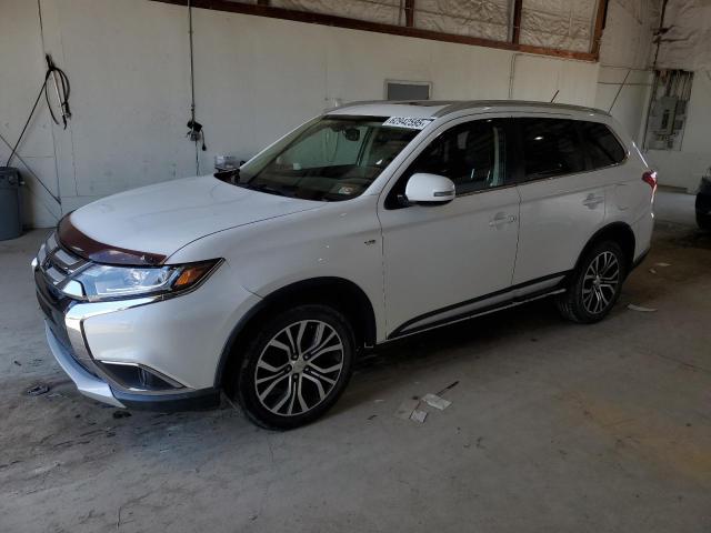 Паркетники MITSUBISHI OUTLANDER 2016 Белы