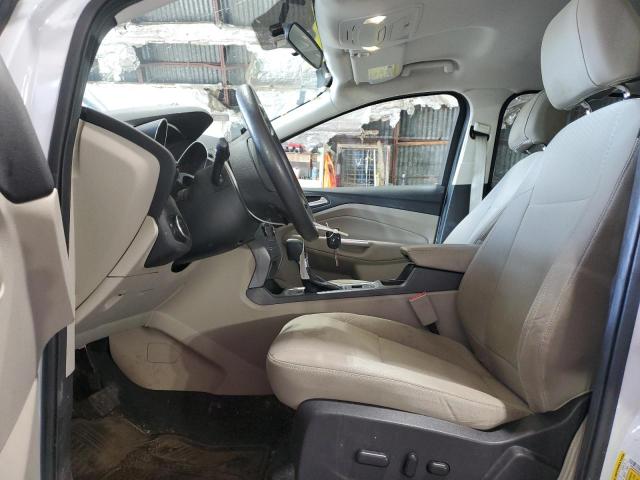  FORD ESCAPE 2017 Biały