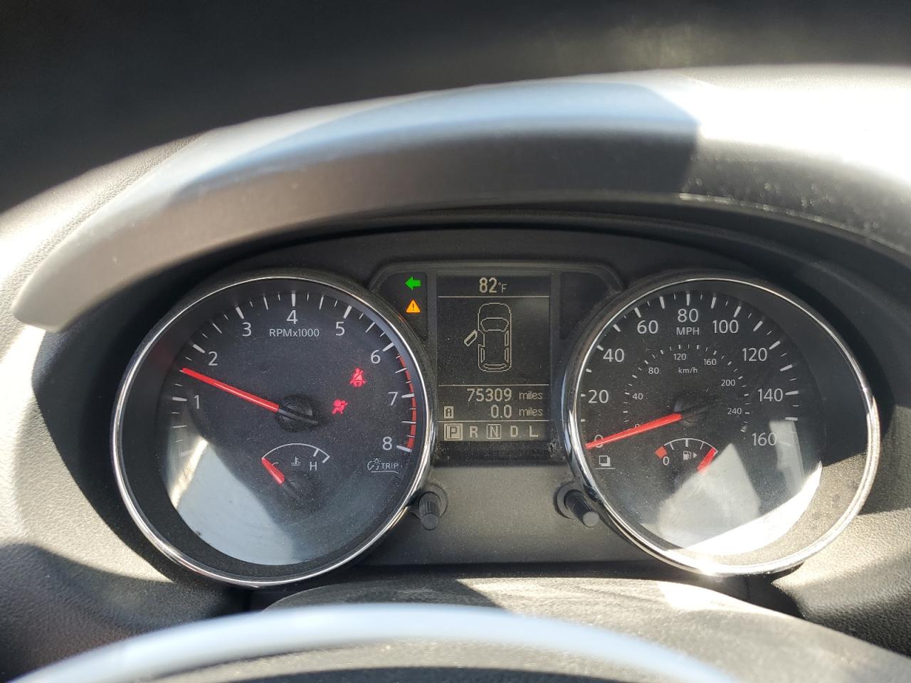 2015 Nissan Rogue Select S VIN: JN8AS5MV5FW261961 Lot: 63112185