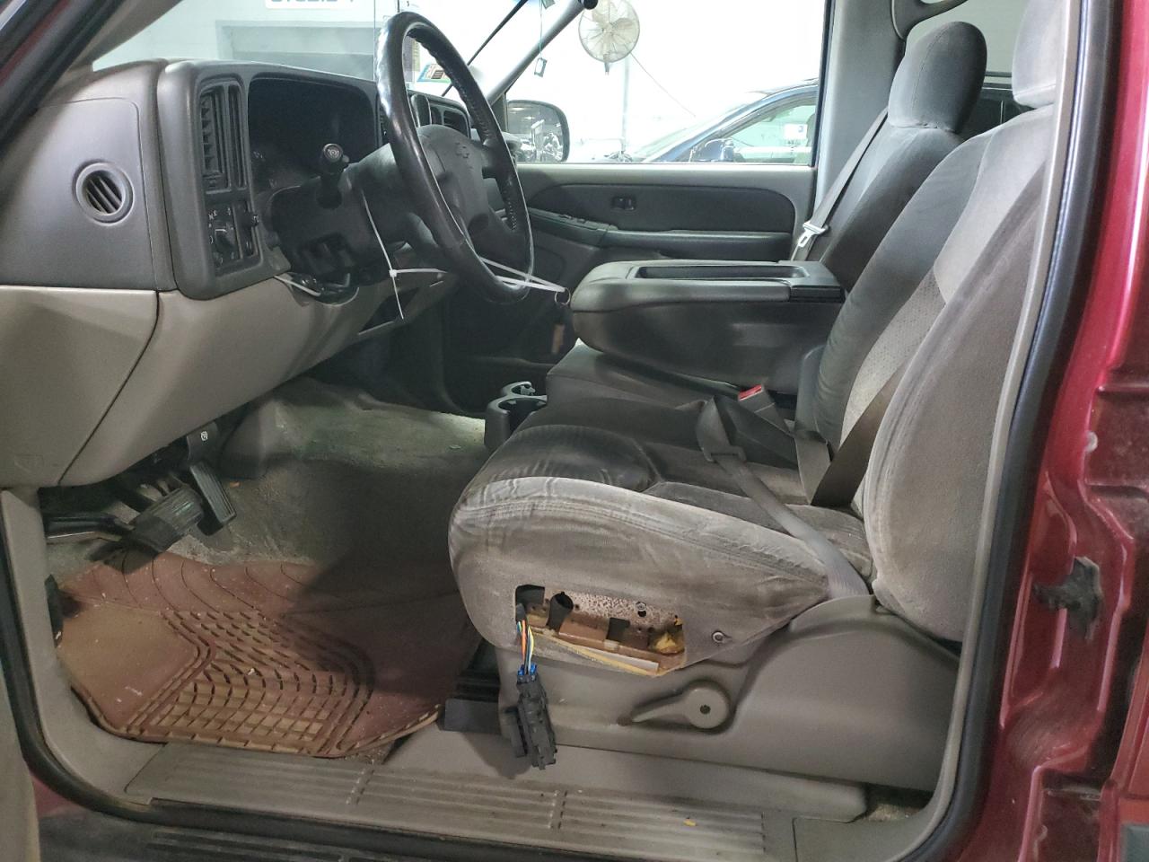 2003 Chevrolet Tahoe C1500 VIN: 1GNEC13V23J240649 Lot: 64281495