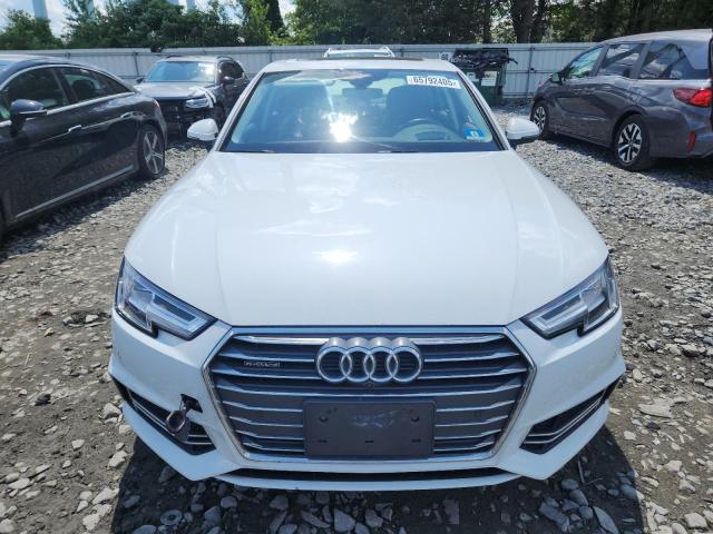  AUDI A4 2017 Белы