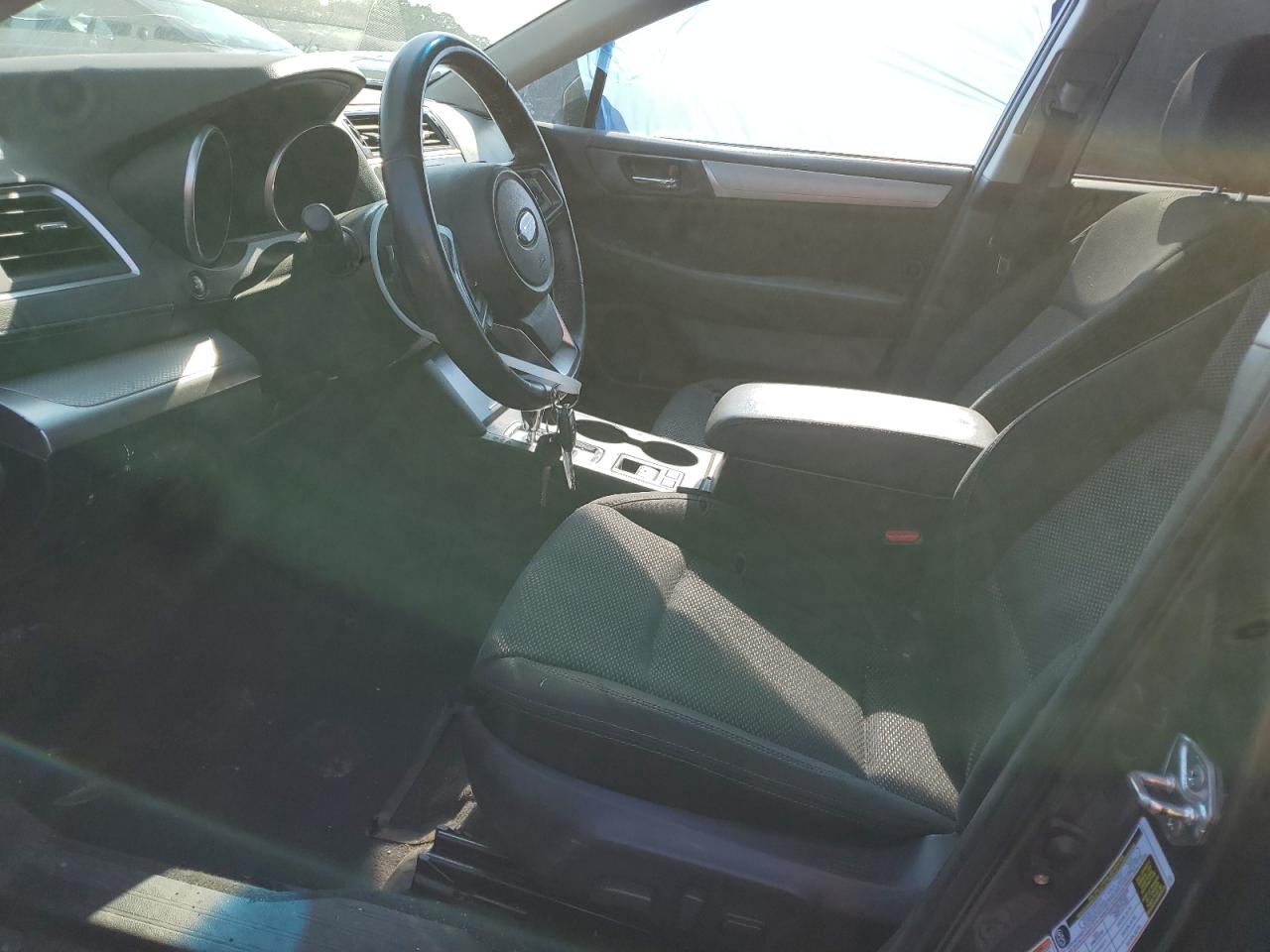 2018 Subaru Outback 2.5I Premium VIN: 4S4BSACC7J3333693 Lot: 62007495