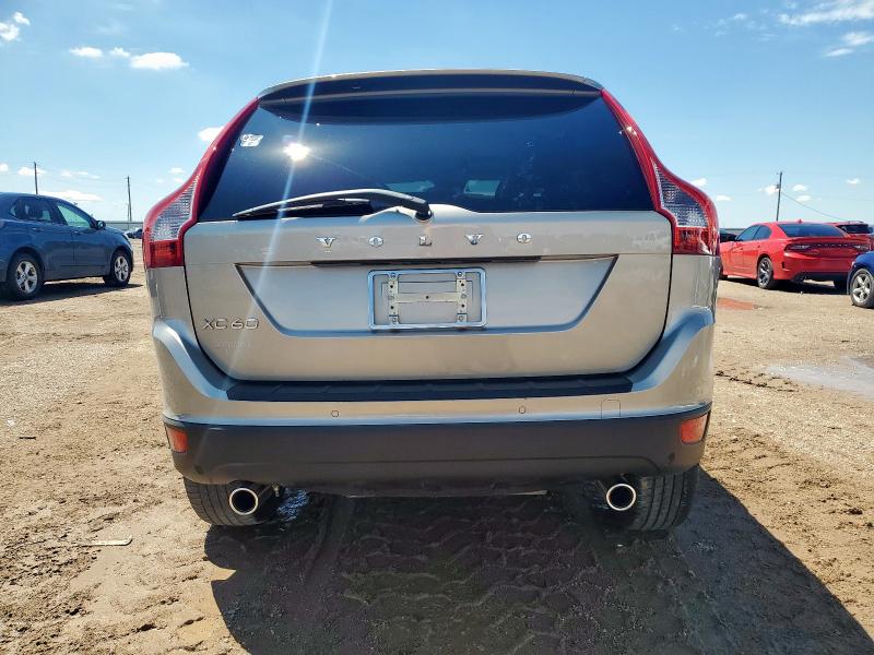  VOLVO XC60 2013 Srebrny