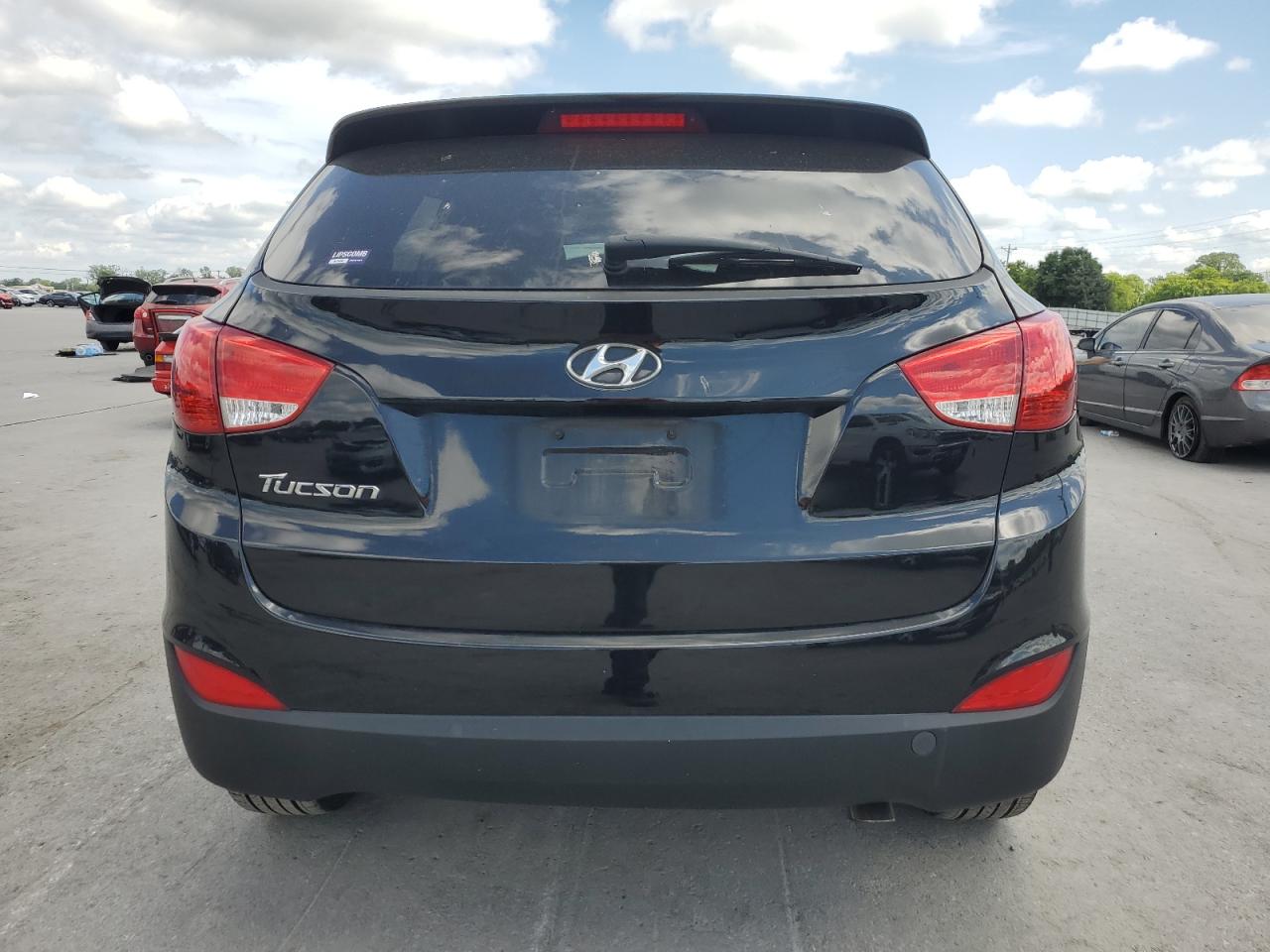 km8jt3af1fu101528 KM8JT3AF1FU101528 2015 Hyundai Tucson Gls