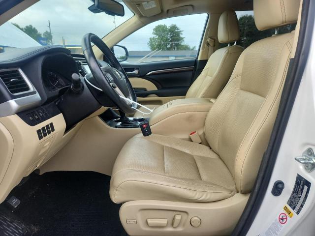 Parquets TOYOTA HIGHLANDER 2015 Biały