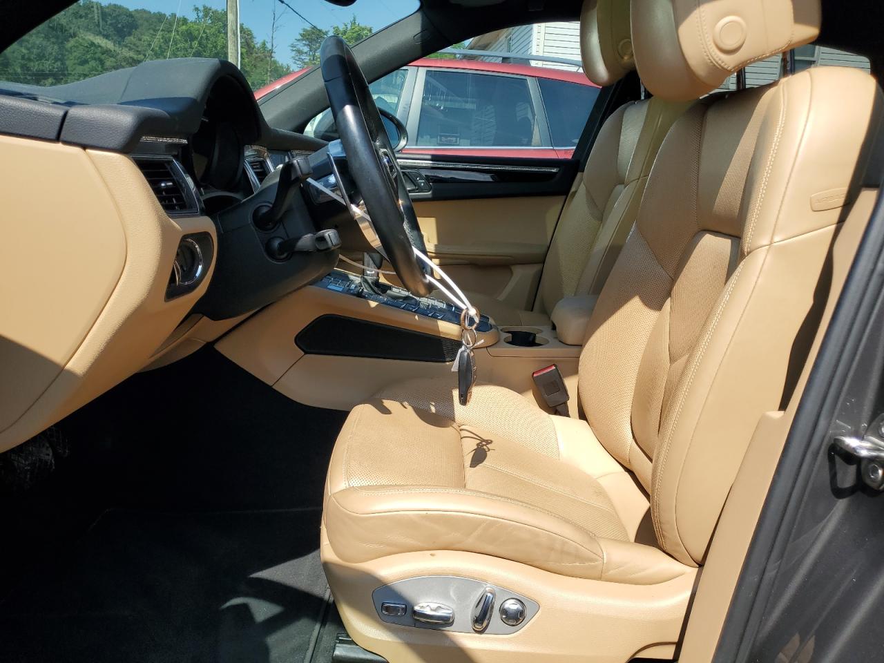 2018 Porsche Macan VIN: WP1AA2A55JLB03288 Lot: 64628195