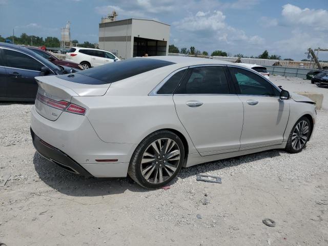  LINCOLN MKZ 2019 Кремовый