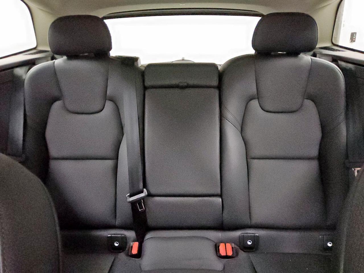 2025 Volvo Xc60 Plus VIN: YV4M12RC4S1116187 Lot: 64189635