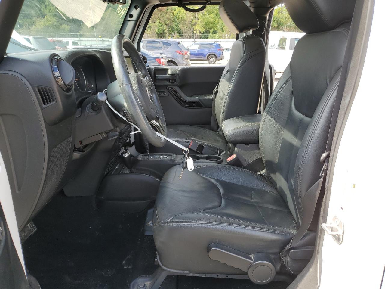 2014 Jeep Wrangler Unlimited Sahara VIN: 1C4BJWEGXEL305039 Lot: 63286815