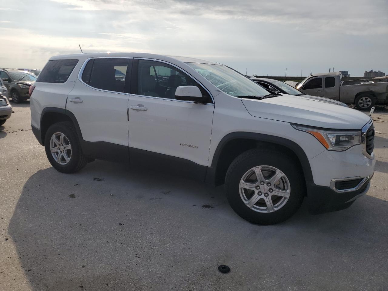 1gkknklaxjz237736 1GKKNKLAXJZ237736 2018 GMC Acadia Sle