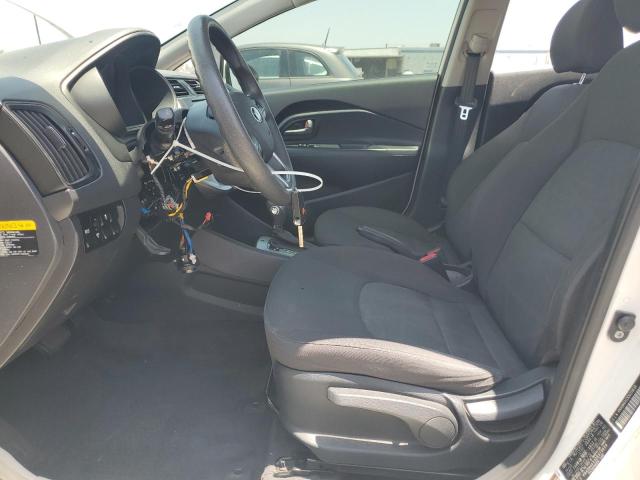 Sedans KIA RIO 2013 Biały