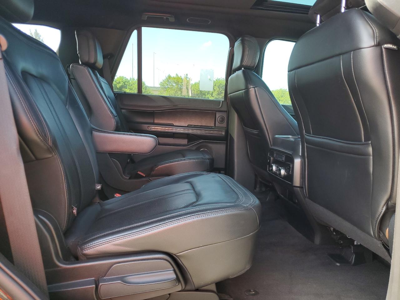 2018 Ford Expedition Limited VIN: 1FMJU2ATXJEA05364 Lot: 65973735