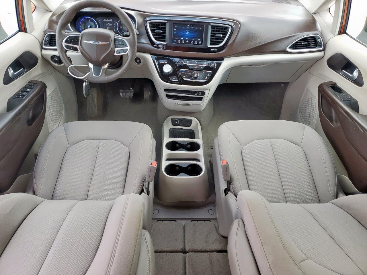 2018 Chrysler Pacifica Lx VIN: 2C4RC1CG5JR194321 Lot: 64215315