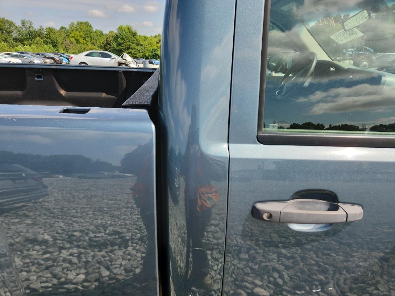 2011 Chevrolet Silverado K1500 VIN: 1GCNKPE0XBZ323178 Lot: 64425215
