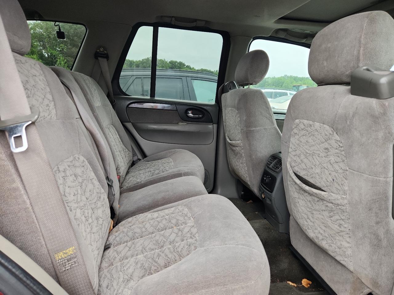 1gkdt13s632120376 1GKDT13S632120376 2003 GMC Envoy