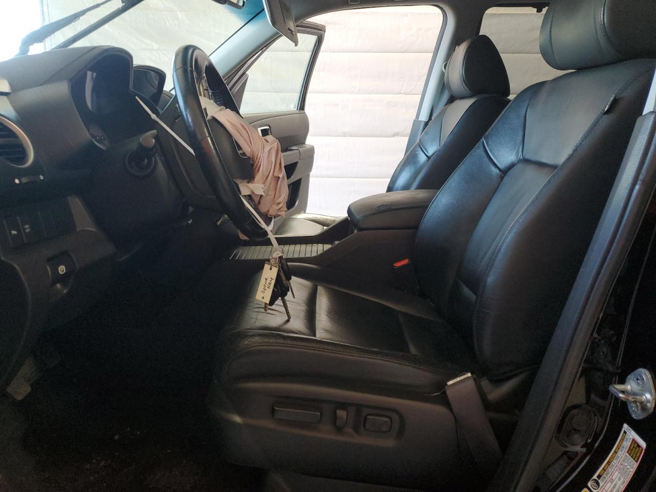 2010 Honda Pilot Touring VIN: 5FNYF4H91AB033815 Lot: 65589255