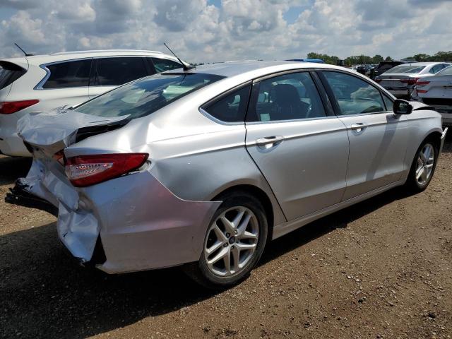 Sedans FORD FUSION 2014 Srebrny