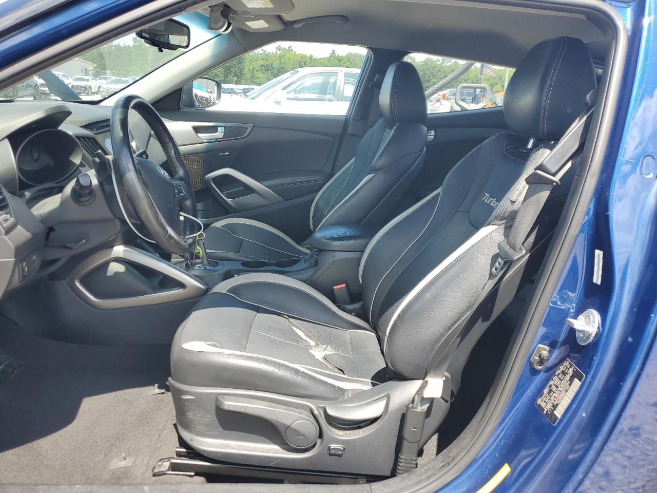 kmhtc6aexfu243569 KMHTC6AEXFU243569 2015 Hyundai Veloster Turbo