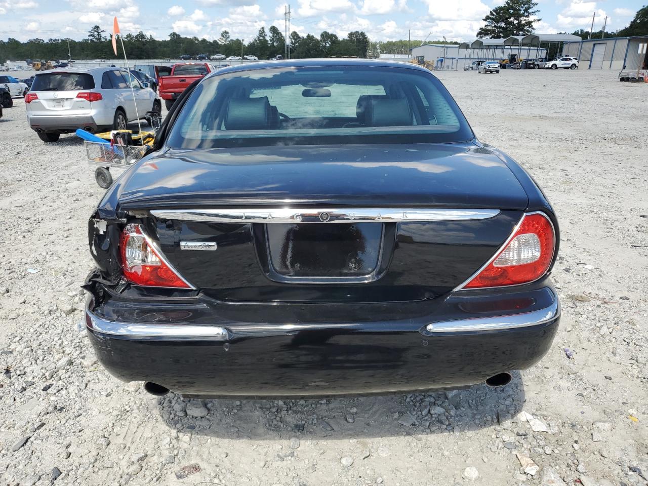 2007 Jaguar Vandenplas VIN: SAJWA82B37SH17807 Lot: 65350485